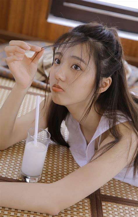 穿着丝袜干